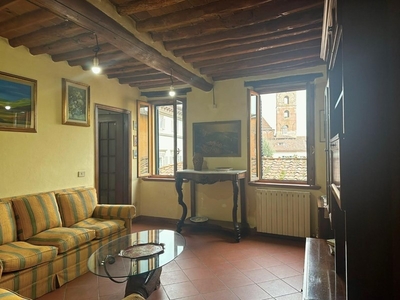 Appartamento in Vendita a Lucca, 395'000€, 110 m², arredato
