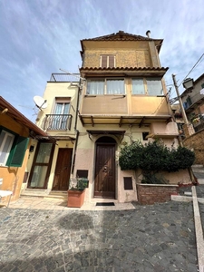 appartamento in vendita a Rocca di Papa