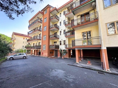 Appartamento in vendita a Salerno Torrione Alto