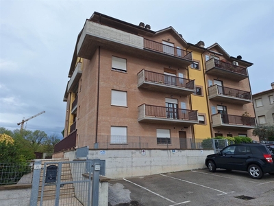 Appartamento in vendita a San Severino Marche Macerata Centro