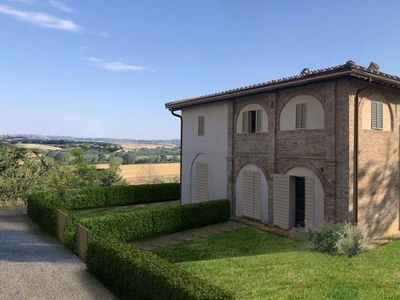 Appartamento in vendita a Siena Isola D'arbia