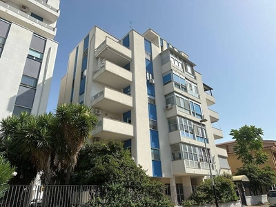 Appartamento in vendita a Taranto, Via Lago di Viverone, 10 - Taranto, TA