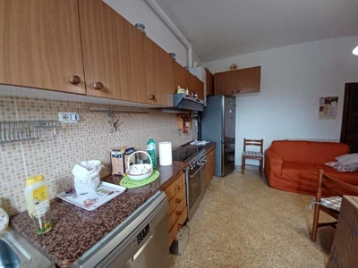 Appartamento in Vendita ad Capraia e Limite - 140000 Euro