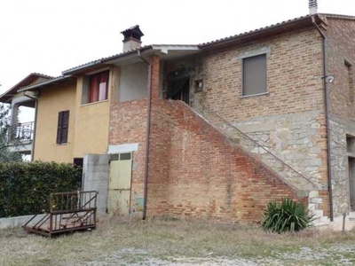 Appartamento in Vendita ad Castiglione del Lago - 150000 Euro
