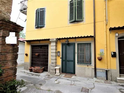 Appartamento in Vendita ad Lucca - 88000 Euro