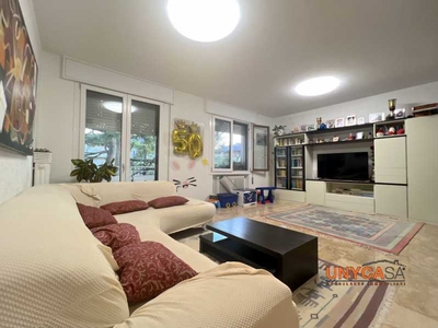 Appartamento in Vendita ad Selvazzano Dentro - 259000 Euro