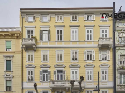 Appartamento in Vendita ad Trieste - 238000 Euro