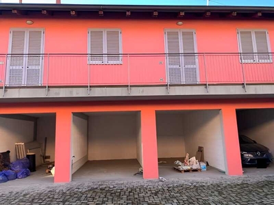 Appartamento in Vendita ad Vanzaghello - 72000 Euro