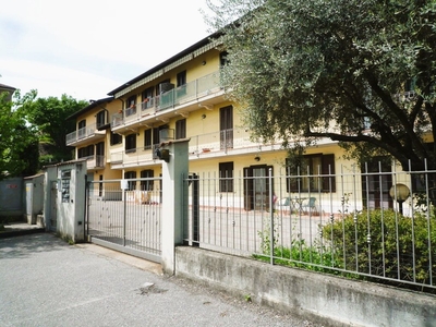 Appartamento in Via Caduti Della Libertà, 102, Castelletto sopra Ticino (NO)
