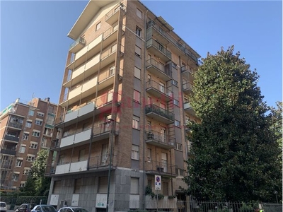 Appartamento in Via Lima , 6/1, Torino (TO)
