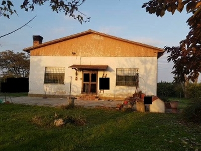 casa in vendita a Bagnolo di Po