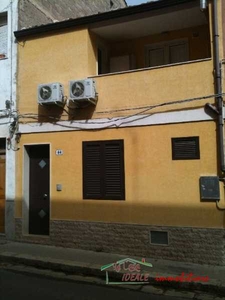 Casa Indipendente in Affitto ad Ragusa - 350 Euro