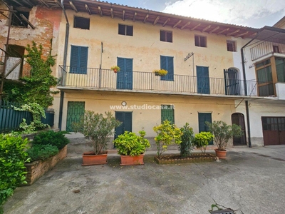 Casa indipendente in vendita a Brignano Gera D'Adda