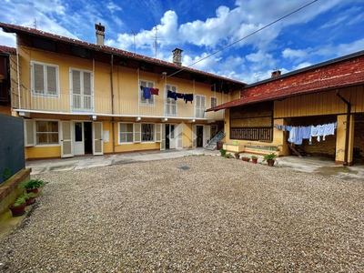 Casa indipendente in vendita a Villanova Canavese