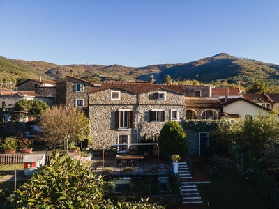 Casa indipendente in vendita a Villanova D'Albenga