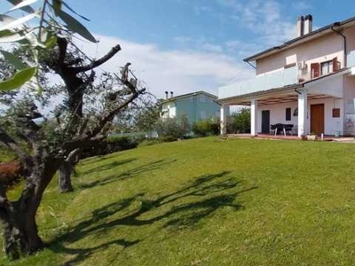 Casa Indipendente in Vendita ad Monteprandone - 450000 Euro