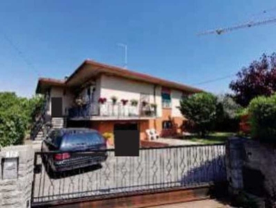 Casa Indipendente in Vendita ad Paese - 122250 Euro