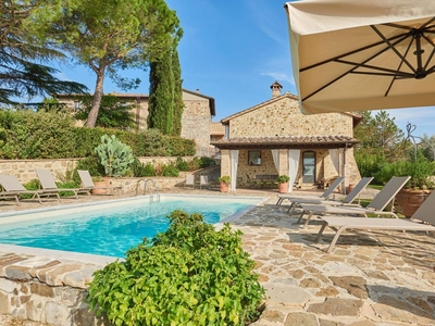 Charming restored tuscan barns with private pool-Anticopozzo