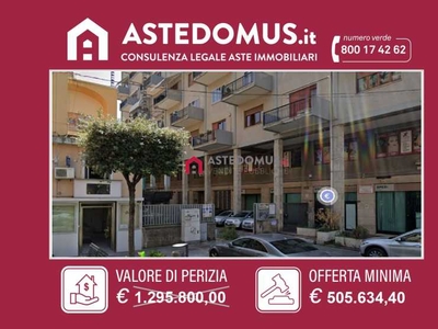 Locale Commerciale in Vendita ad Nocera Inferiore - 505634 Euro