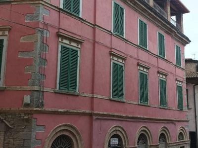 Palazzina commerciale in vendita a Umbertide