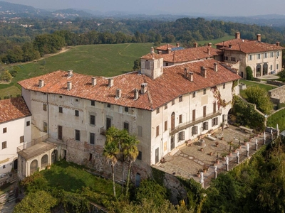 Palazzina commerciale in vendita a Valdengo