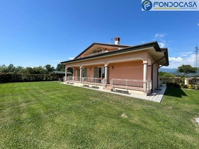 Prestigiosa villa di 340 mq in vendita, via dei Coltivatori, Viareggio, Lucca, Toscana