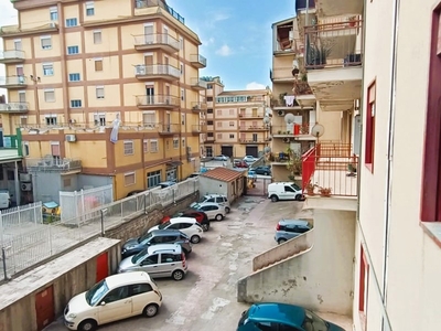 Quadrilocale in Vendita a Agrigento, 80'000€, 116 m²