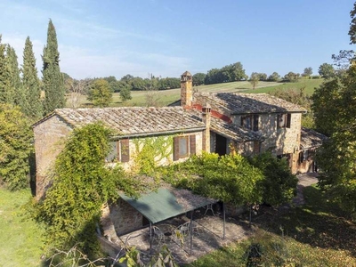 Rustico casale in vendita a Foiano Della Chiana Arezzo