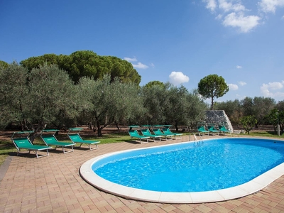 Tipica villa salentina con piscina privata m340