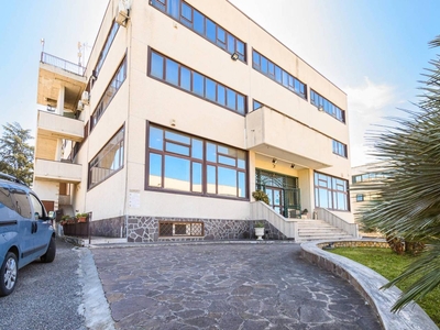Ufficio condiviso in affitto a Guidonia Montecelio