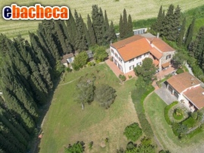 Villa a Collesalvetti di..