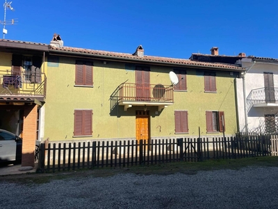 Villa a schiera in vendita a Casale Monferrato