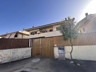 Villa a schiera in vendita a Terracina, VIA GAETANO ASTOLFI, 30 - Terracina, LT