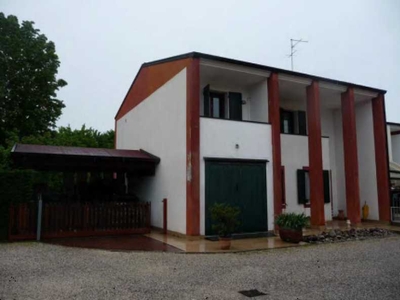 villa a schiera in Vendita ad Cerea - 140100 Euro
