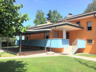 Villa Bifamiliare in Vendita ad Padova - 350000 Euro