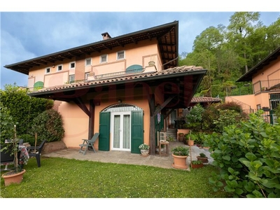 Villa bifamiliare in Via Della Fornace, 11, Castiglione Torinese (TO)
