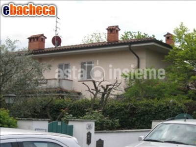 Villa in Vendita a Lucca