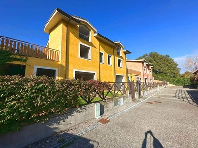 Villa in vendita a Morlupo Roma