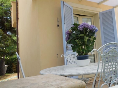 Villa in vendita a Pietrasanta Lucca Marina Di Pietrasanta