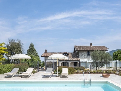 Villa in vendita a Rivanazzano