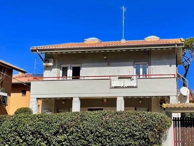 villa in vendita a Roma