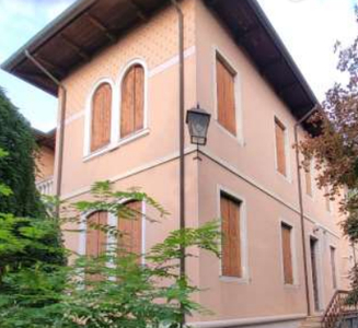 villa in vendita a Sant'Urbano