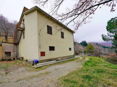 Villa in vendita a Seggiano