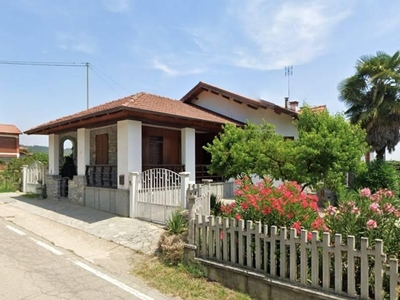 Villa in vendita a Tonco