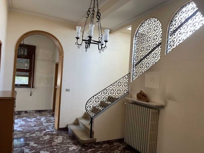 Villa in Vendita ad Suzzara - 385000 Euro