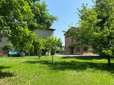 Villa in vendita Modena