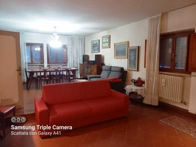 Villa Singola in Vendita ad Lucca - 650000 Euro
