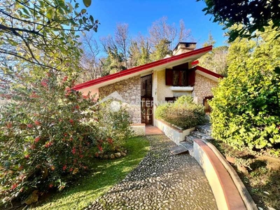 Villa Singola in Vendita ad San Giuliano Terme - 395000 Euro