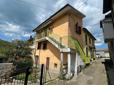 Appartamento indipendente in Via Lastra 28 in zona Baragazza a Castiglione Dei Pepoli
