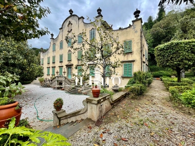 Villa in vendita a Massarosa